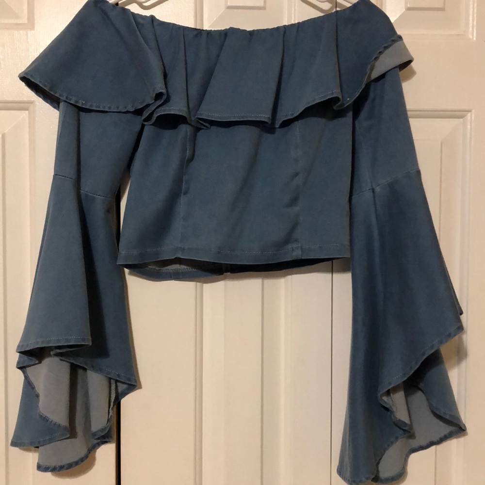 Ruffle crop top